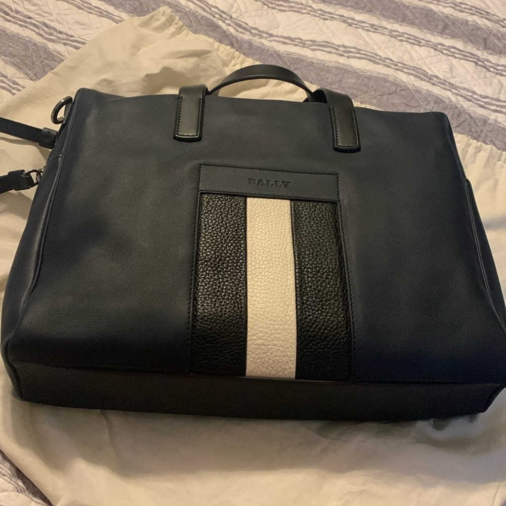 Bally midnight blue tote bag